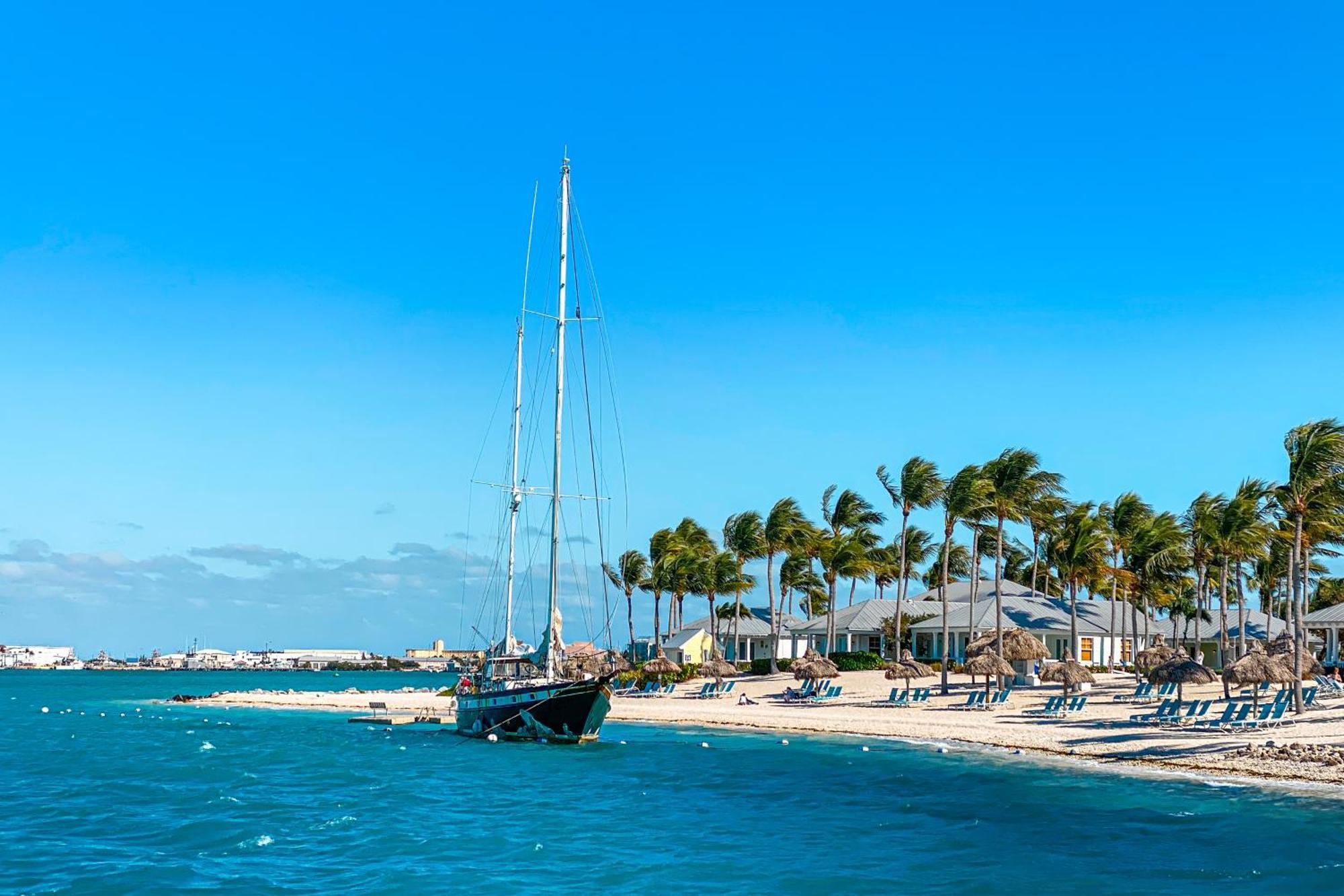 Sunrise Suites Dominican Suite #110 Key West Oda fotoğraf